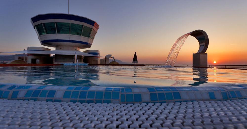 Yacht Club Marina Di Loano Hotel Exterior foto